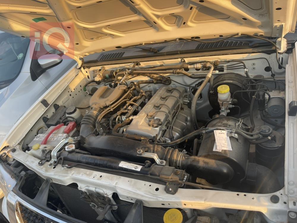 Nissan NP300